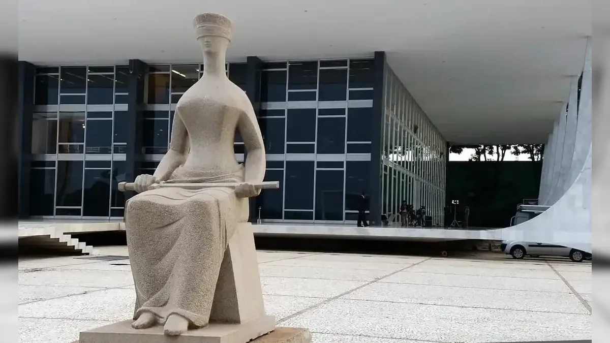 STF inicia na terça (2) julgamento de Bolsonaro e outros sete réus