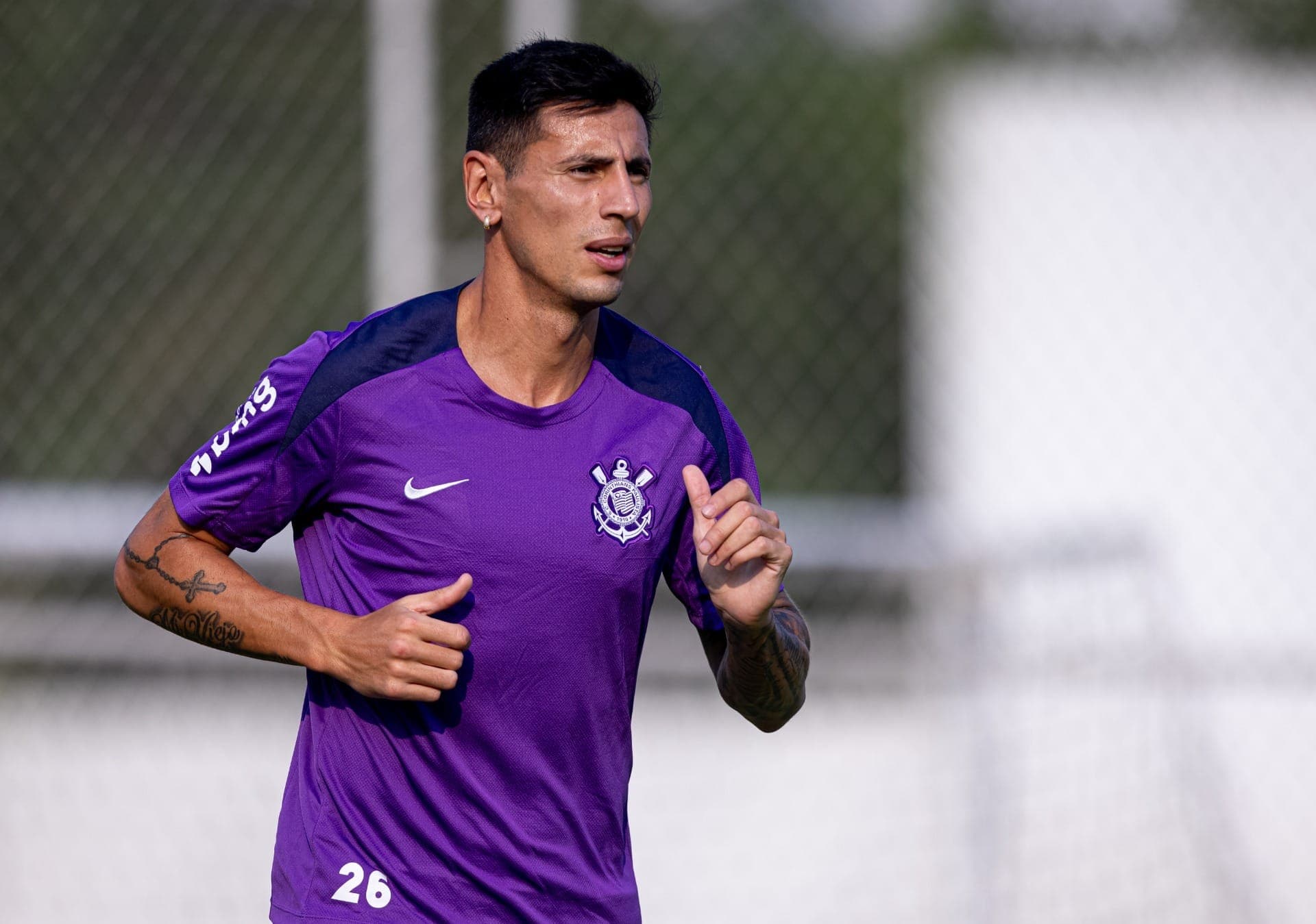 Angileri, lateral do Corinthians