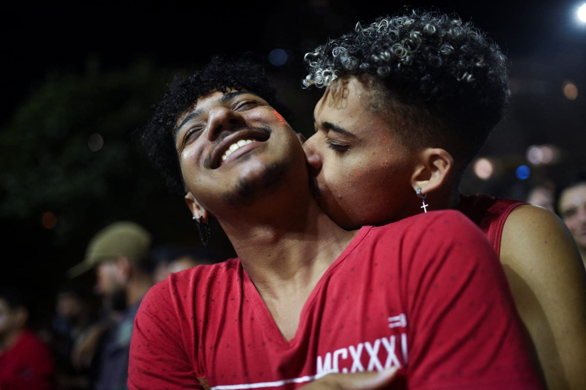 Fãs acompanham show de Lady Gaga em Copacabana