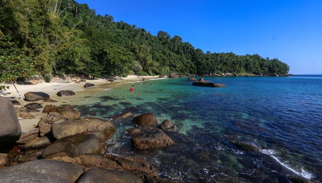CETESB identifica 6 praias impróprias para banho no Litoral Norte