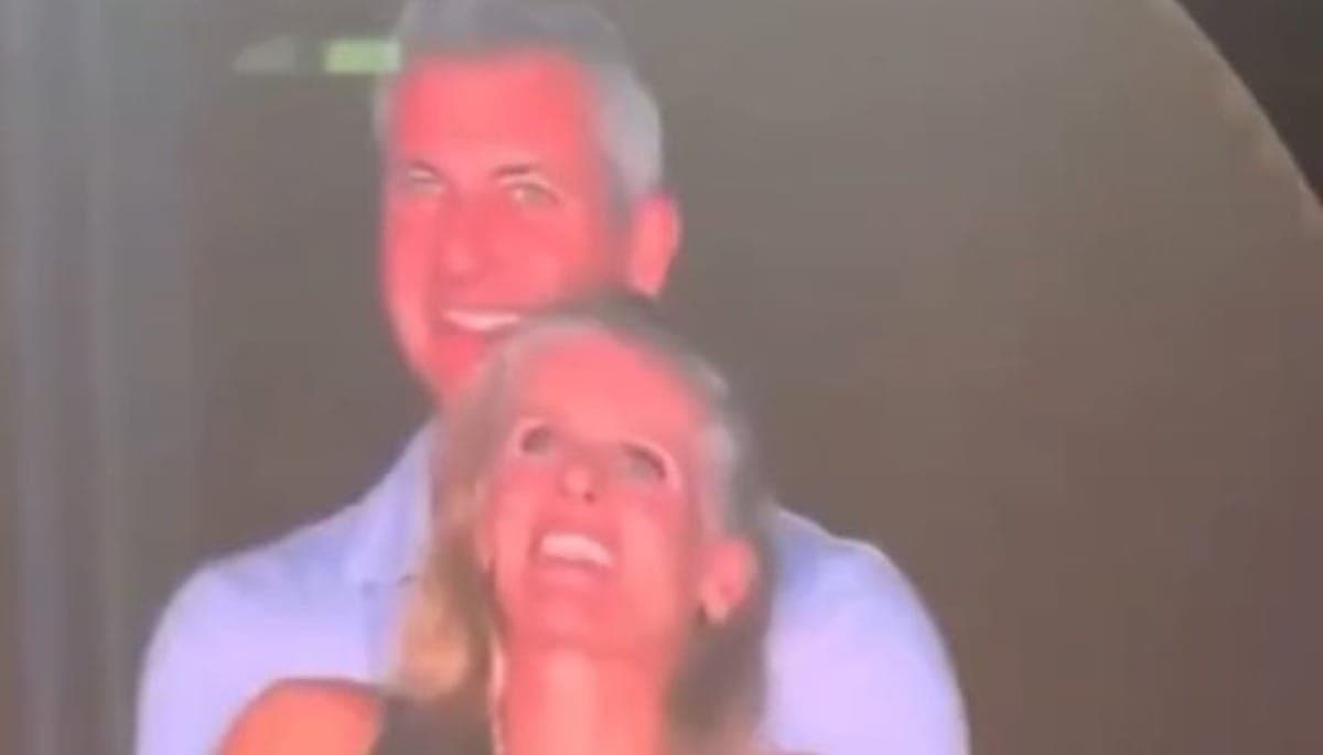 CEO é flagrado em suposta traição