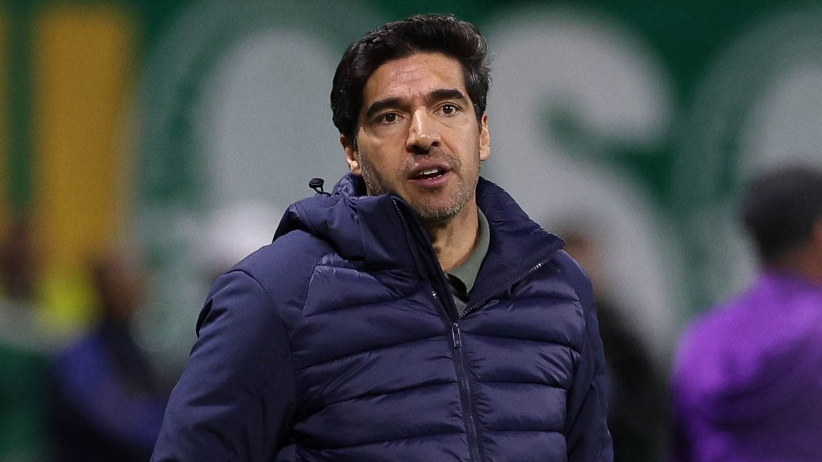 Abel Ferreira está pressionado no Palmeiras