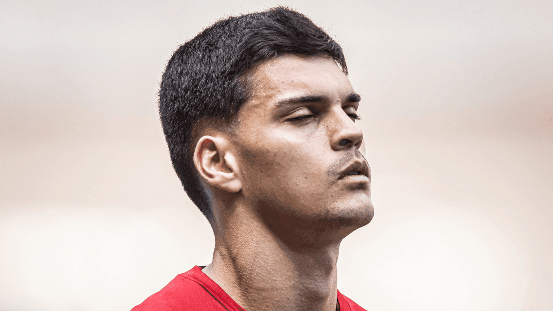 Goleiro do Santos Gabriel Brazão passou por exames, não teve lesão detectada e já recebeu alta médica