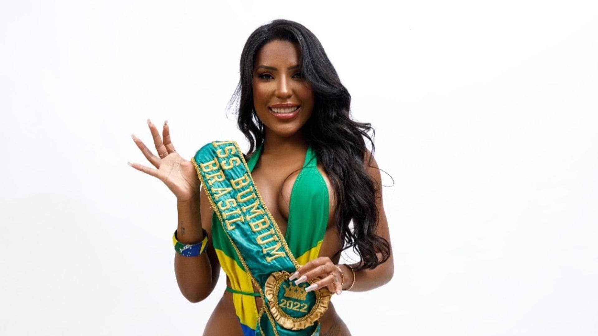 Carol Lekker é Miss Bumbum 2022