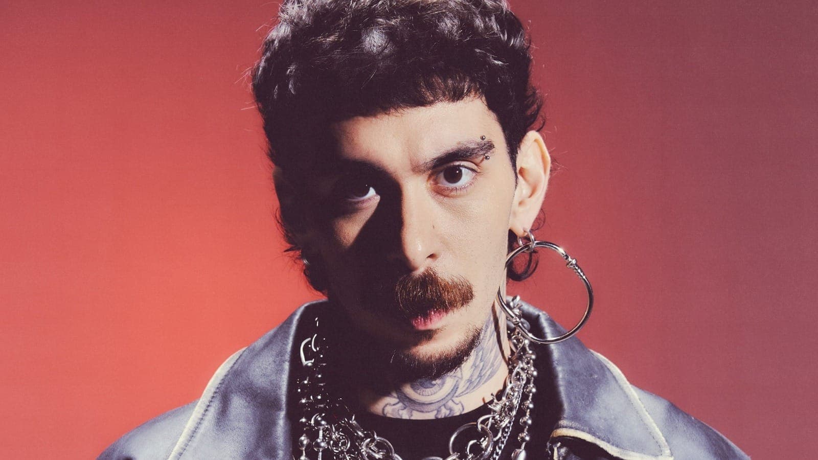 Produtor musical integra lista de atrações para o público no Fan Village do Sambódromo do Anhembi