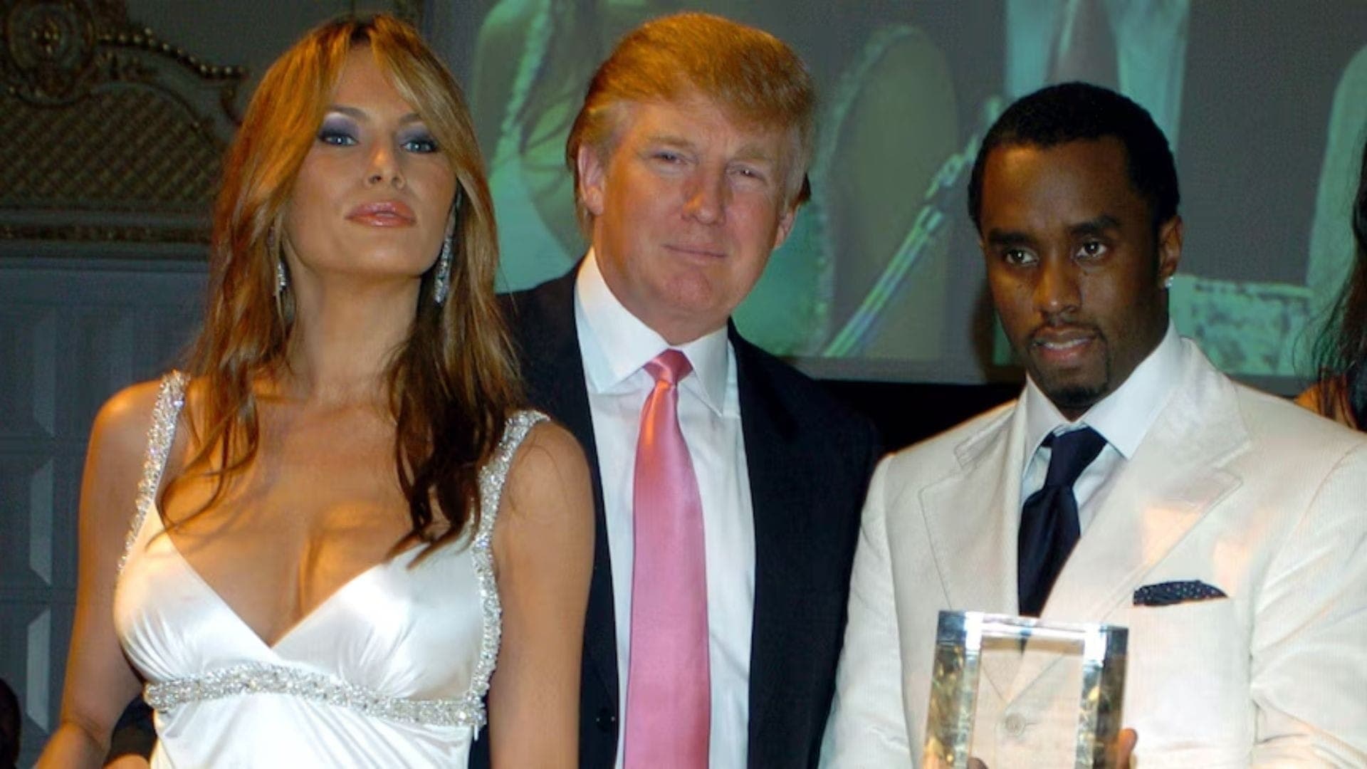 Melania, Donald Trump e P. Diddy em premiação