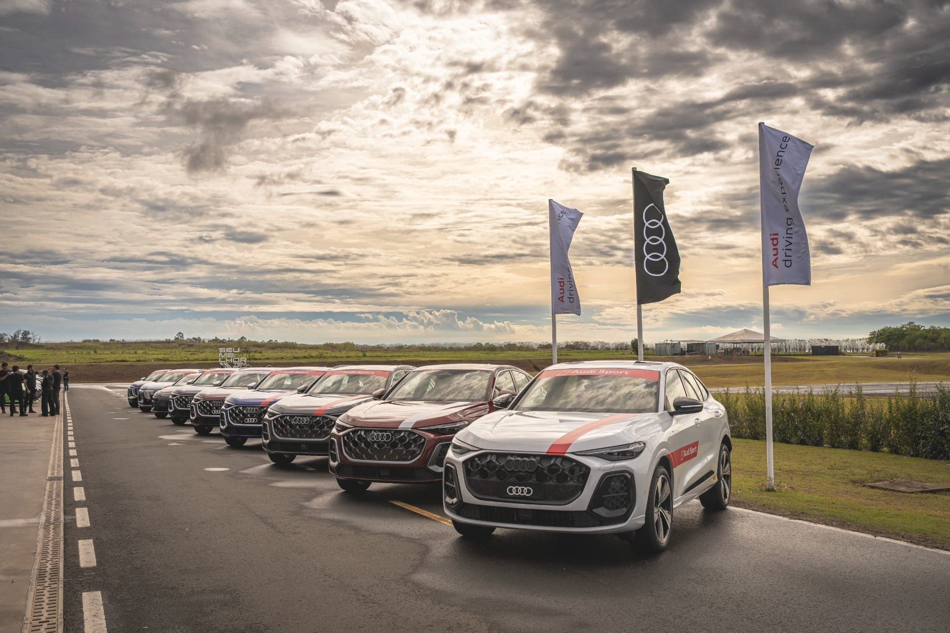 Audi apresenta SUVs de luxo