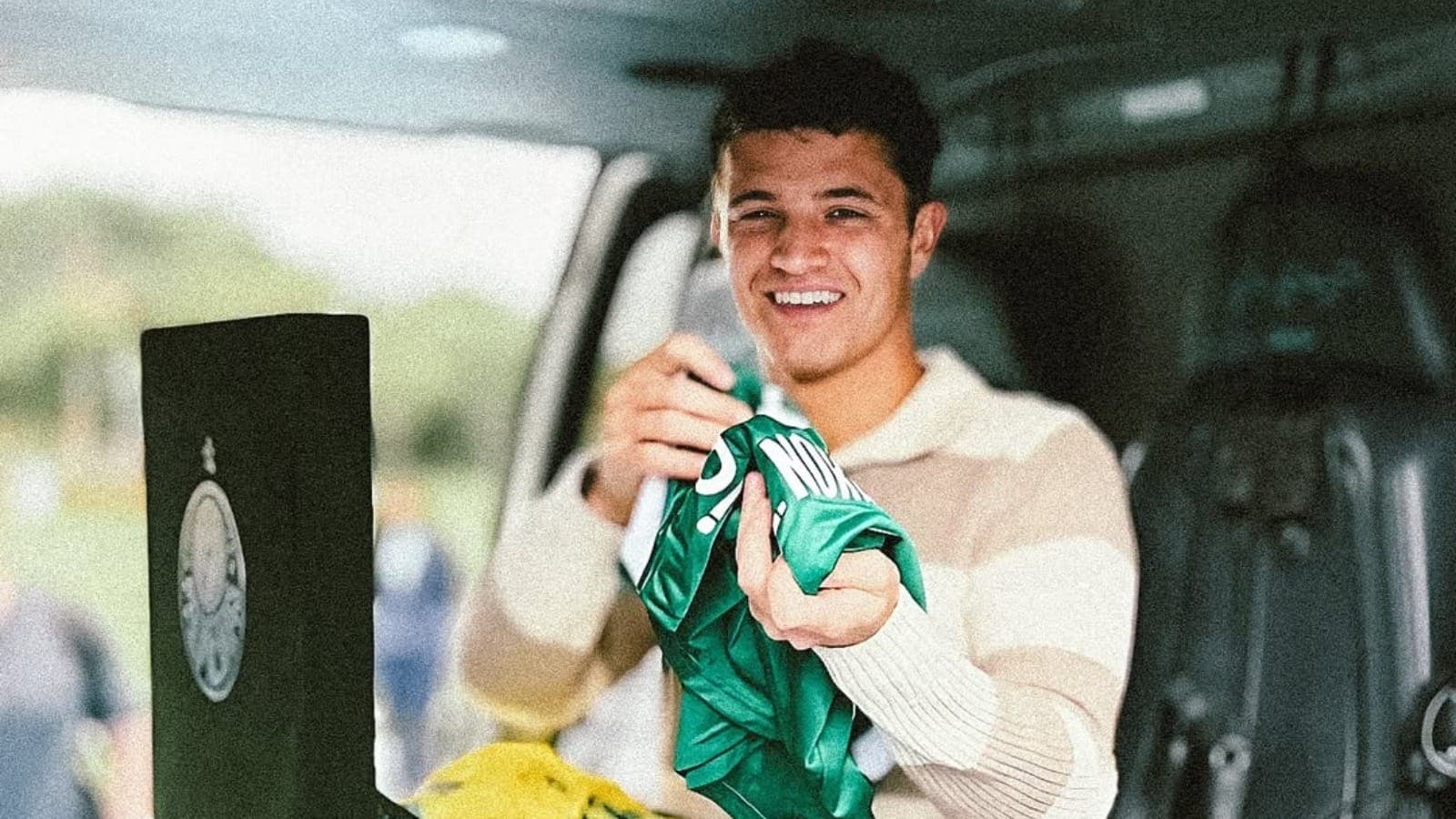 Britânico da McLaren mantém longa relação com o Palmeiras nas viagens ao Brasil