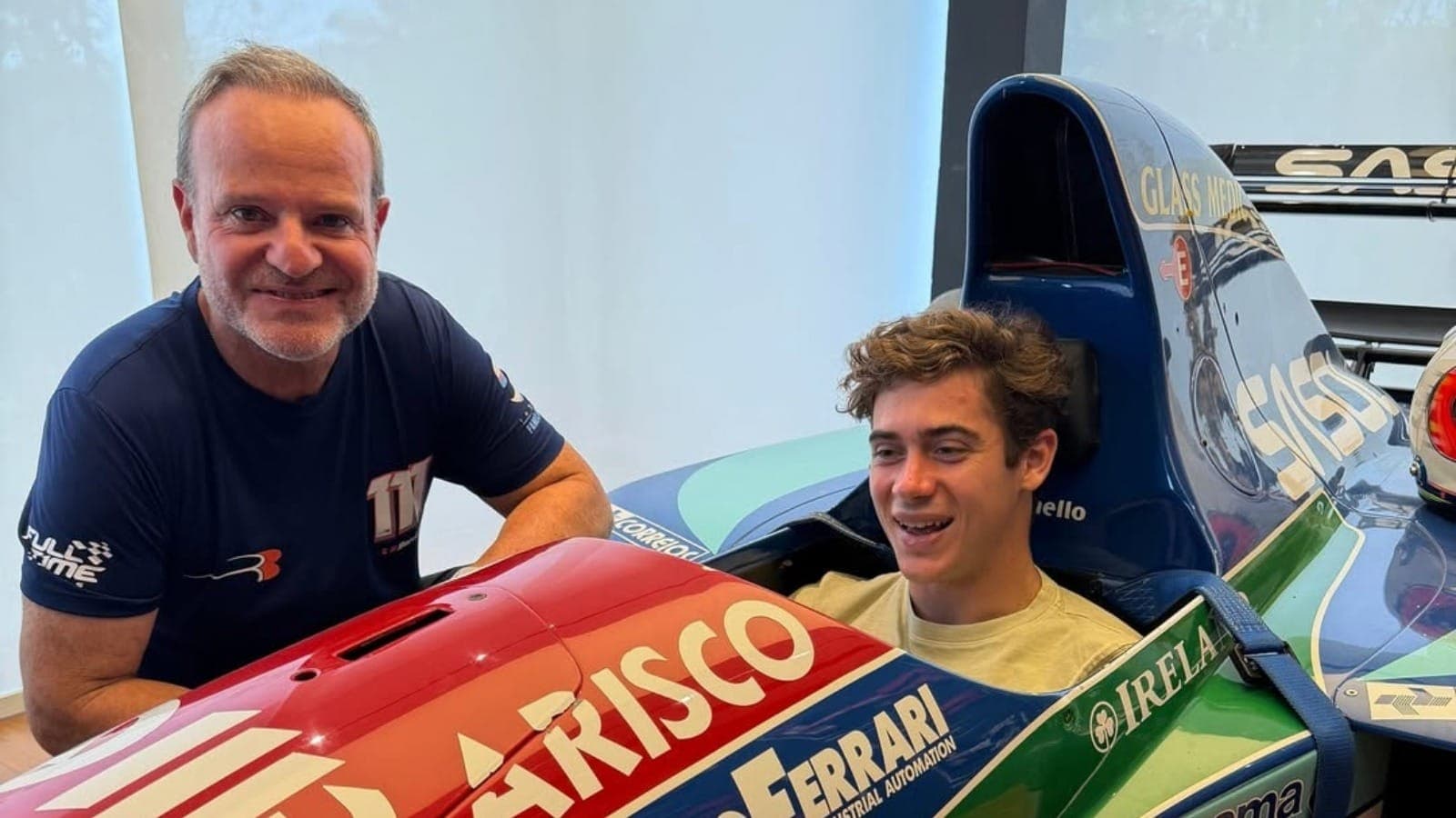 Colapinto posou dentro de Jordan utilizada por Rubinho em 1994