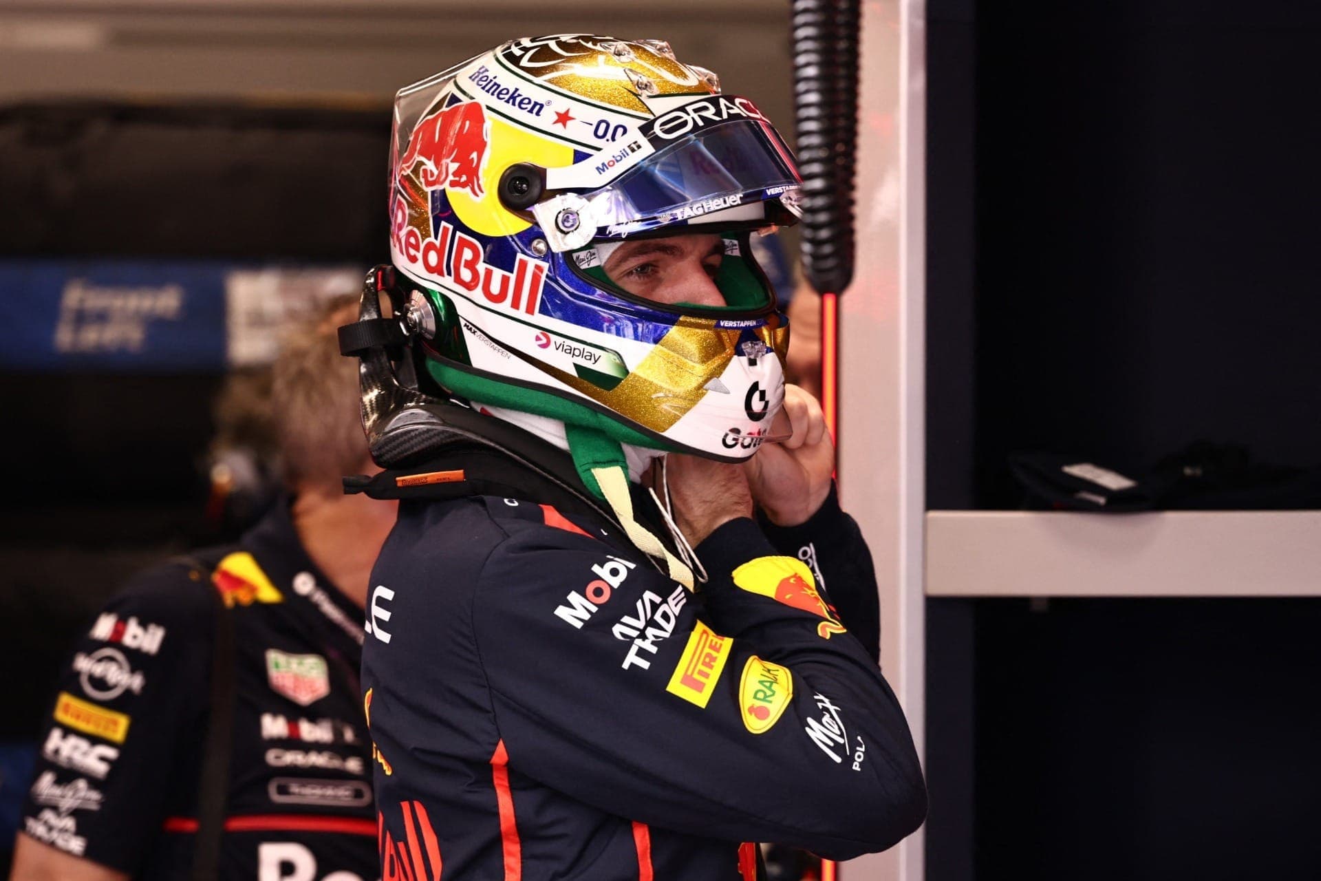 Max Verstappen no box da Red Bull