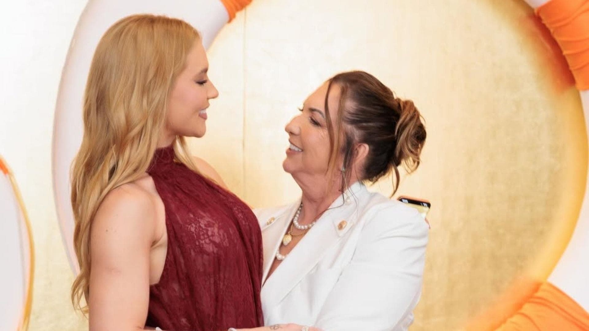 Margareth Serrão e Virginia Fonseca