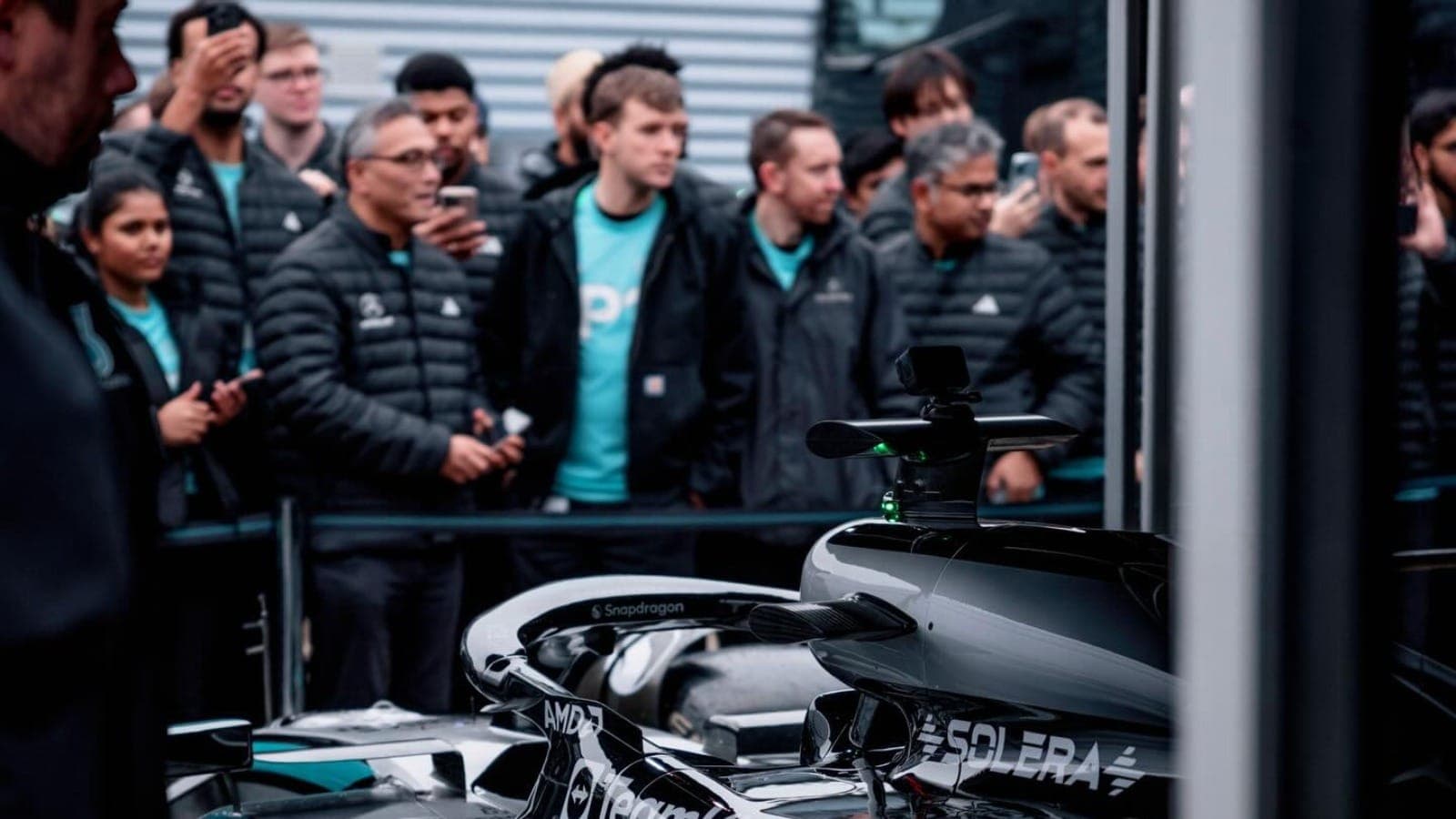 Fabricante alemã equipará quatro equipes: McLaren, Williams, Alpine e a própria Mercedes