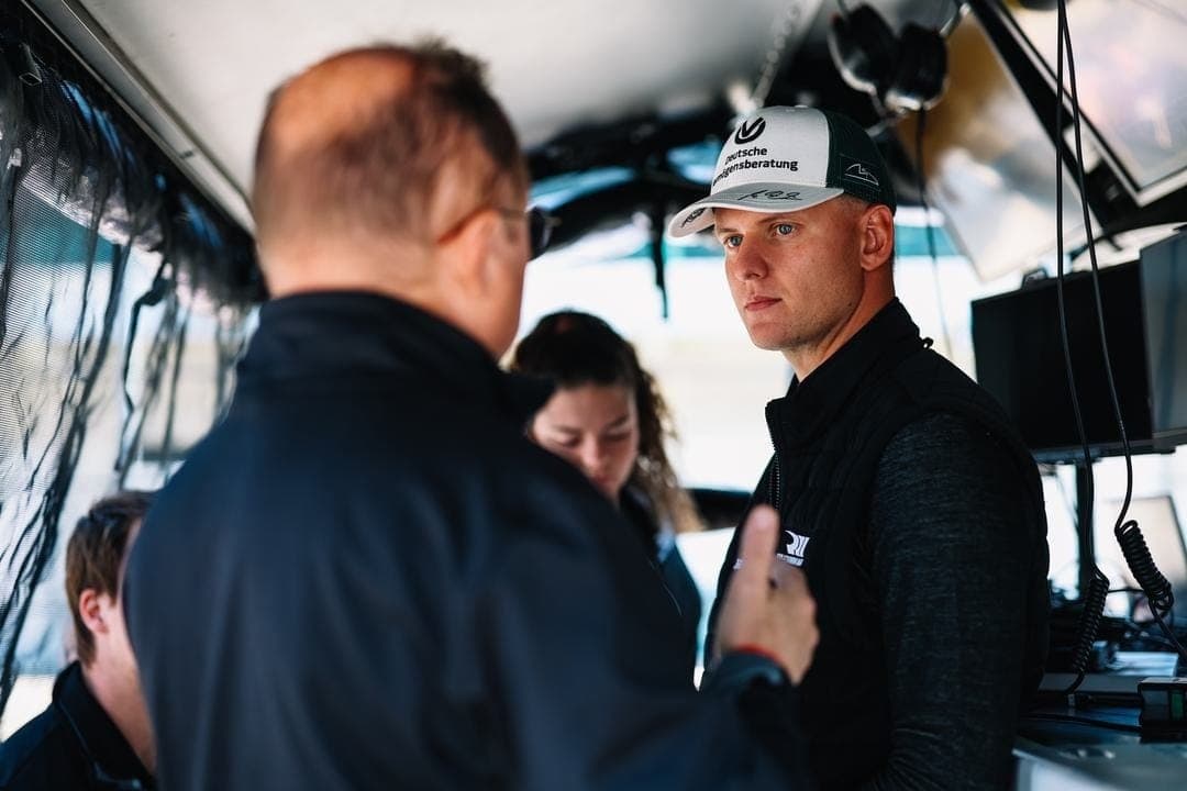Mick Schumacher: "Sei o que quero com a equipe e como podemos alcançar"
