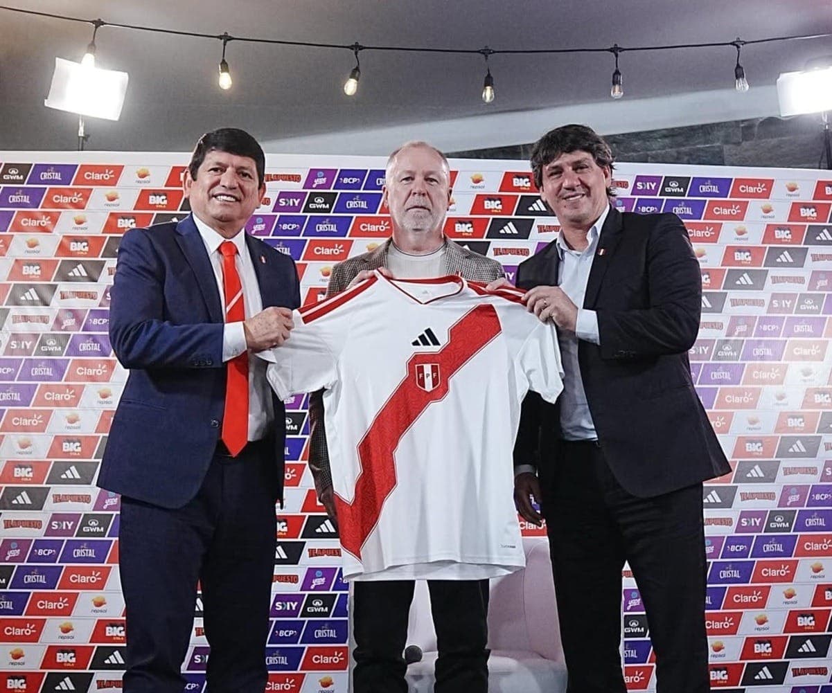 Mano Menezes no Peru