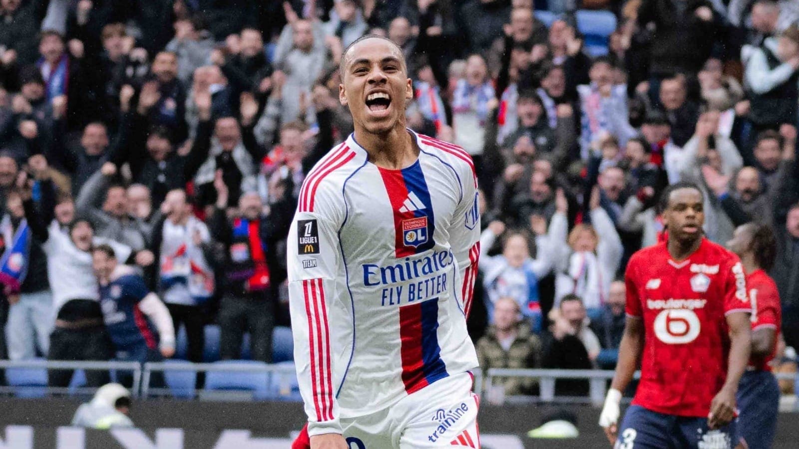 Gol foi marcado por Noah Nartey após jogada de Ruben Kluivert