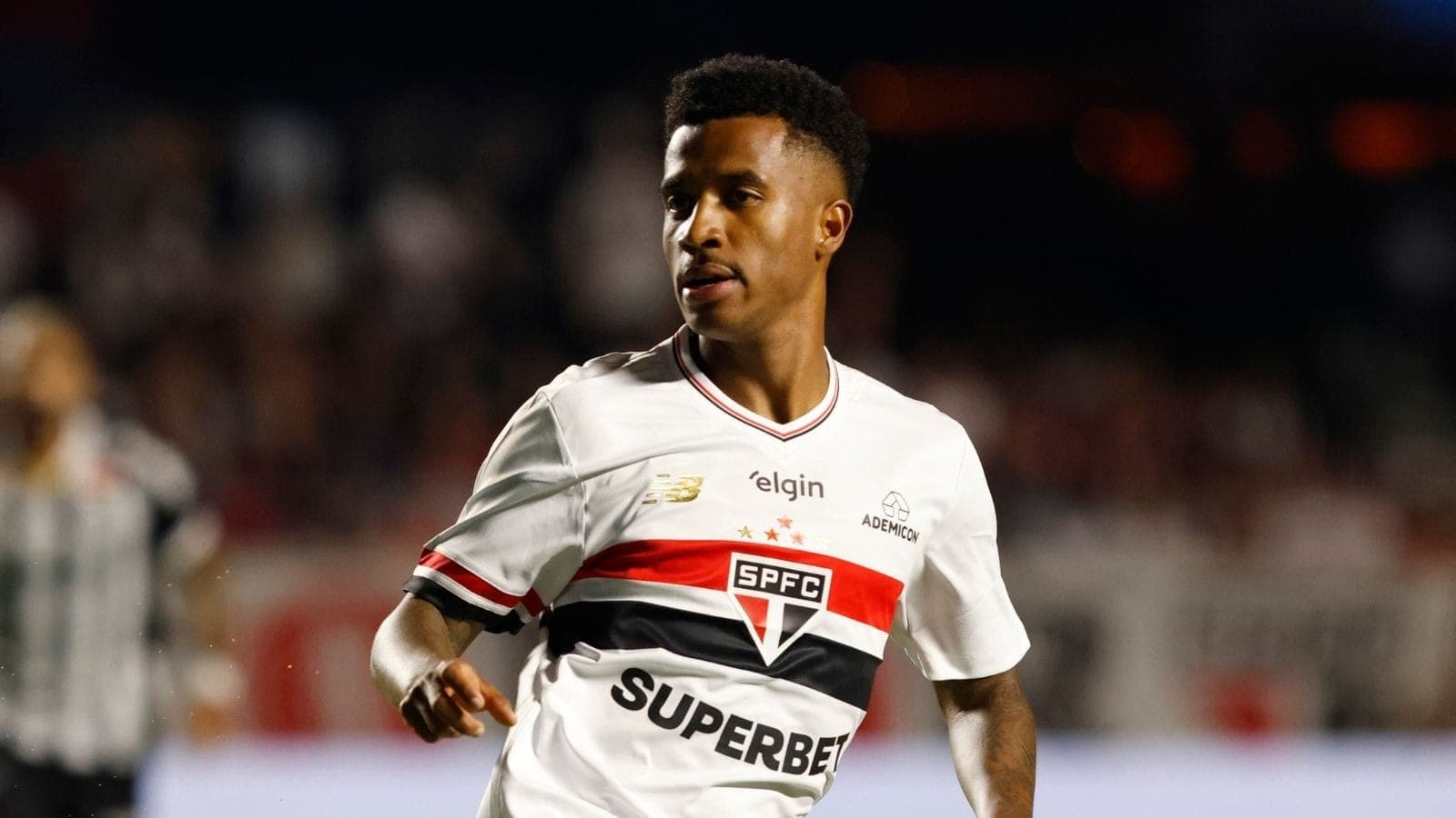 Marcos Antônio, volante do São Paulo