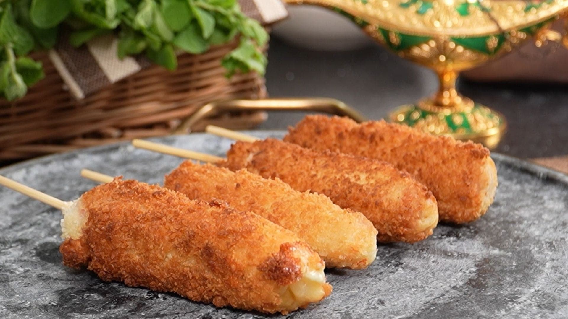 Chef ensina hot dog coreano e cheesecake viral