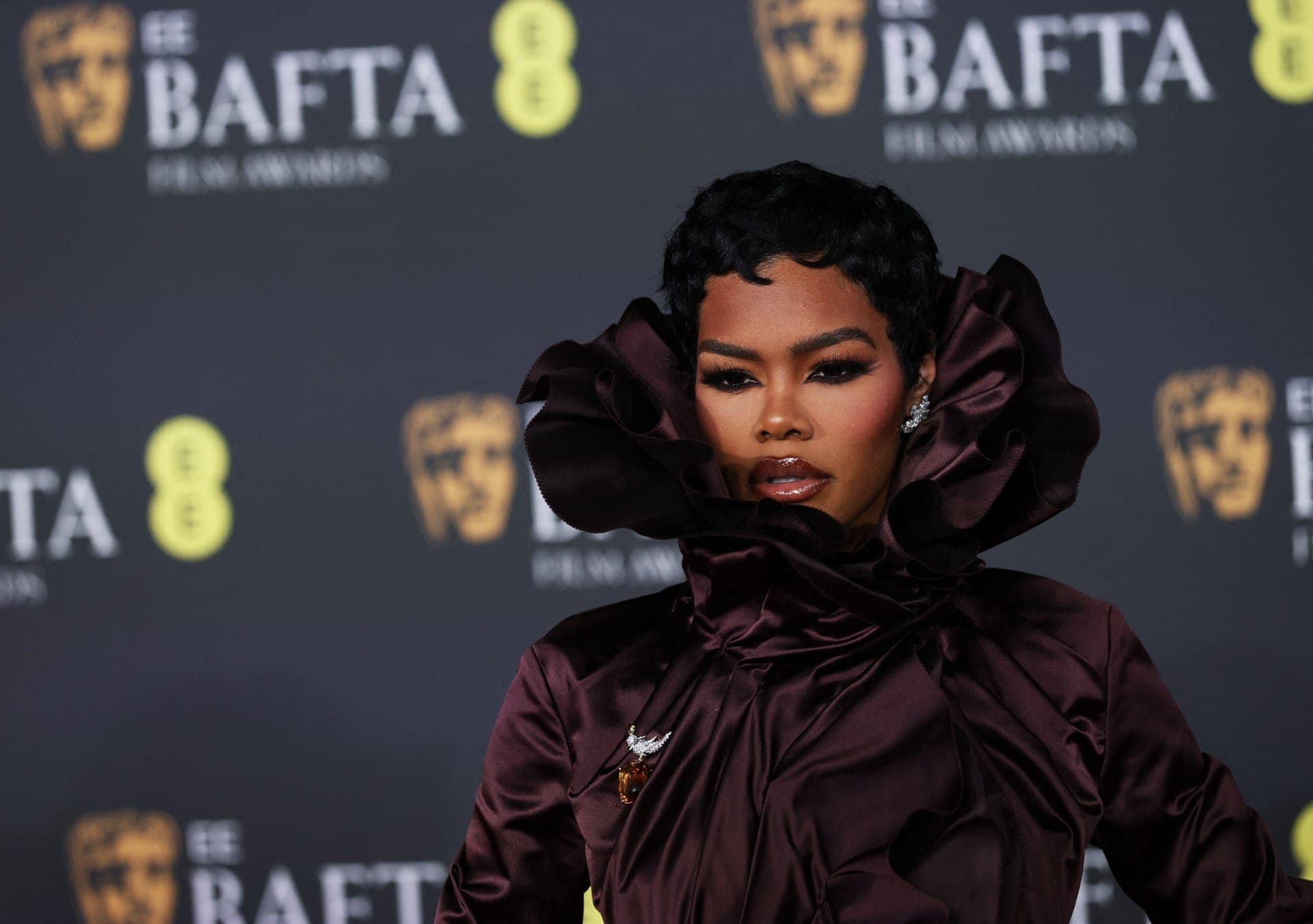 Teyana Taylor no tapete vermelho do BAFTA