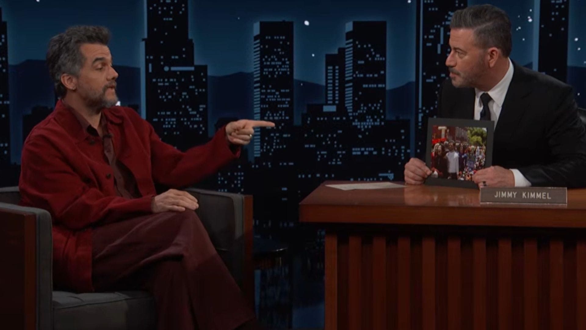 Wagner Moura e Jimmy Kimmel