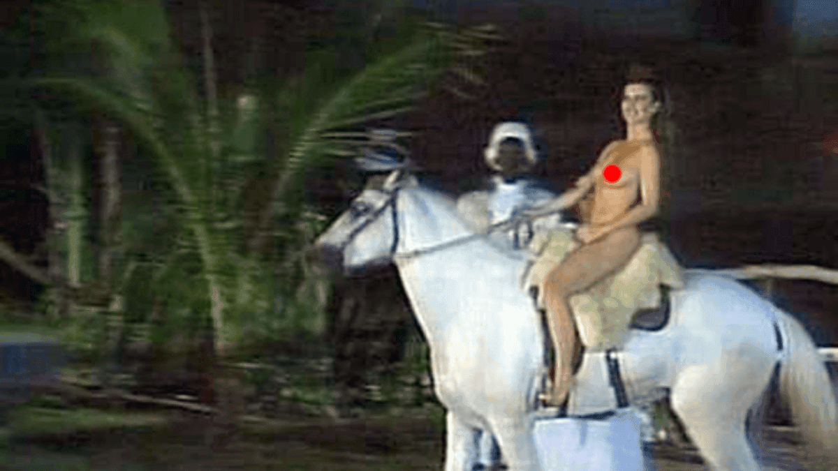 Cena do cavalo branco em Dona Beja