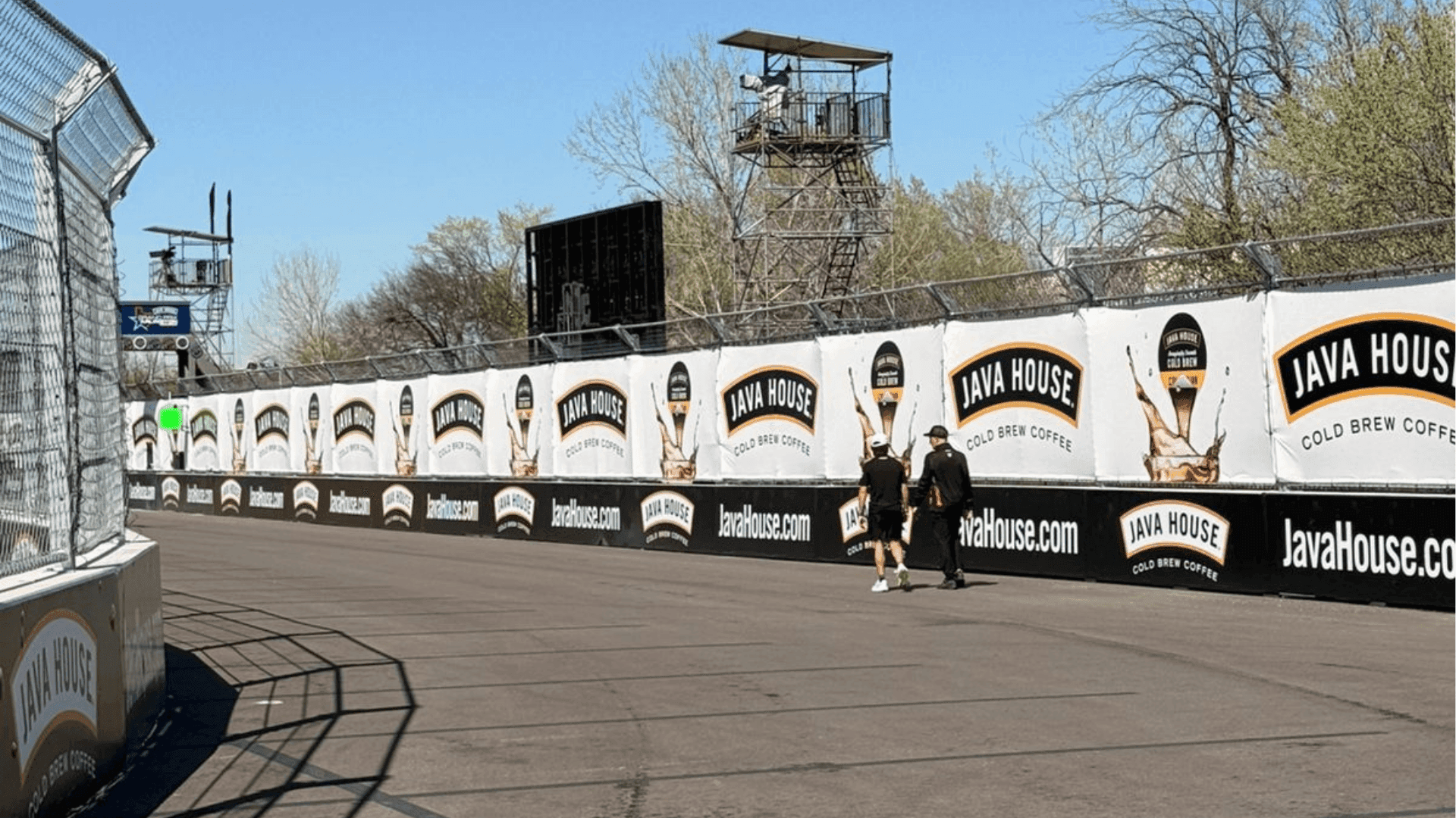 Circuito de Arlington sendo preparado para Indy