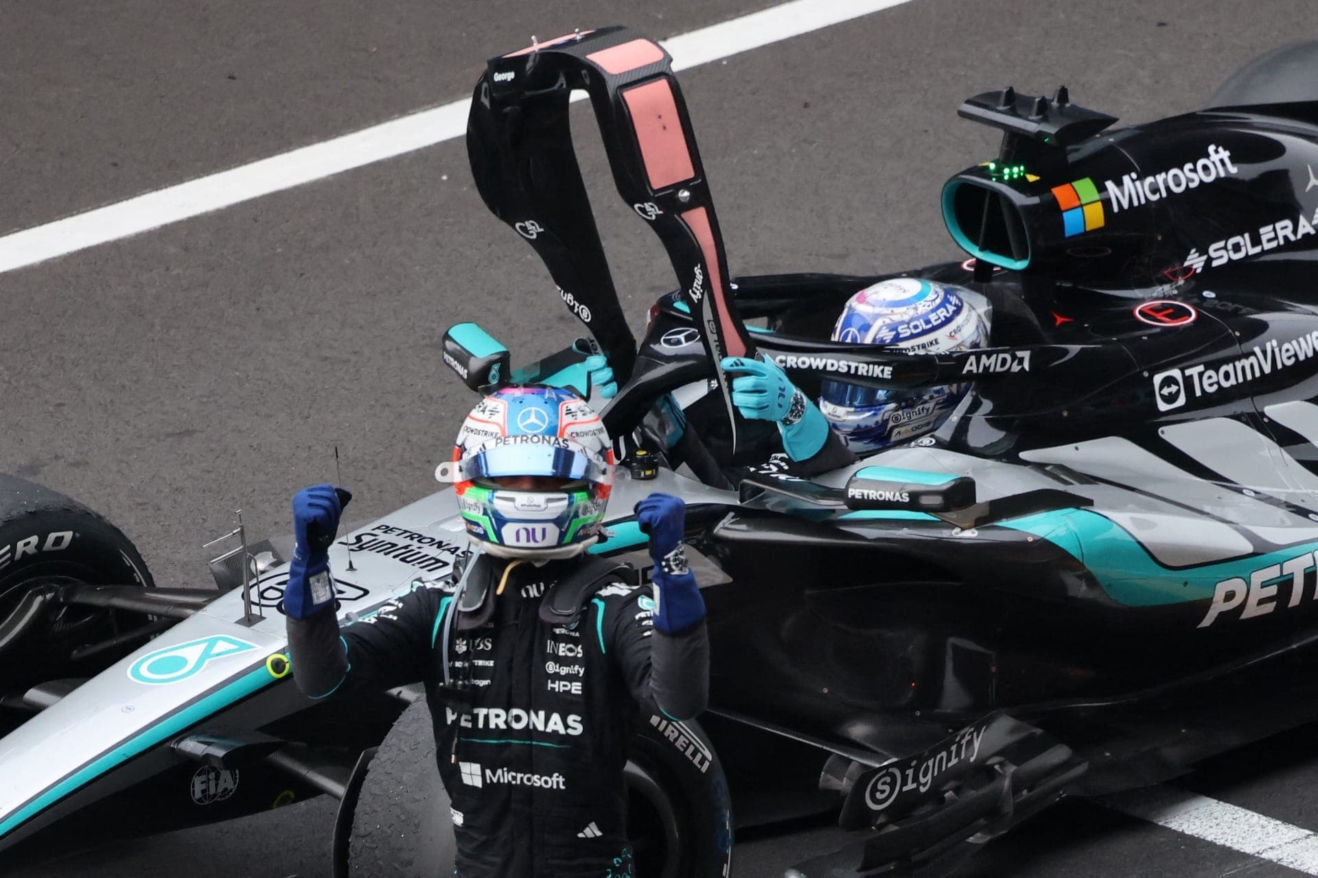 Antonelli celebra vitória do GP da China