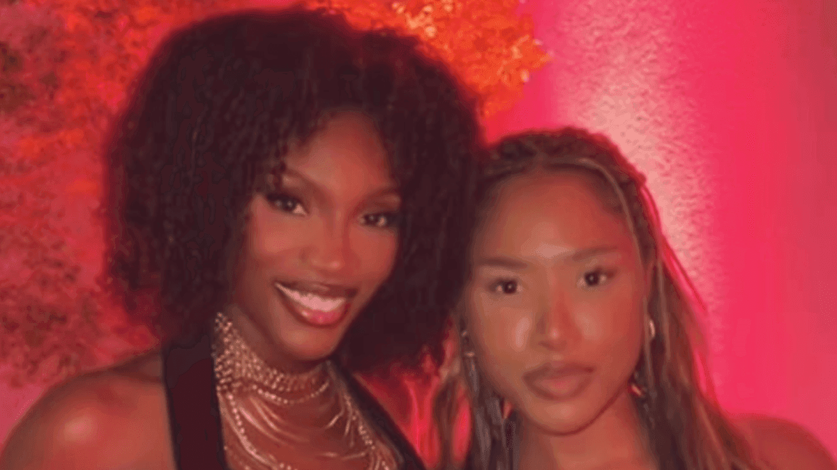 Doechii e Ebony no centro de SP