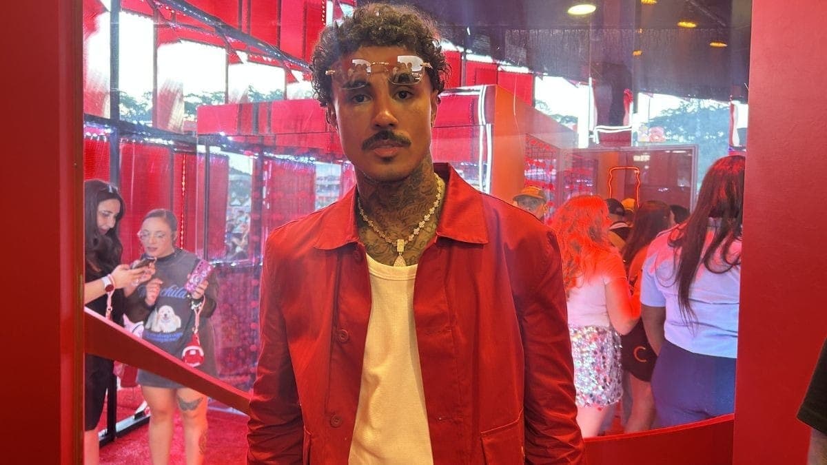 Mc Livinho anuncia pausa na carreira