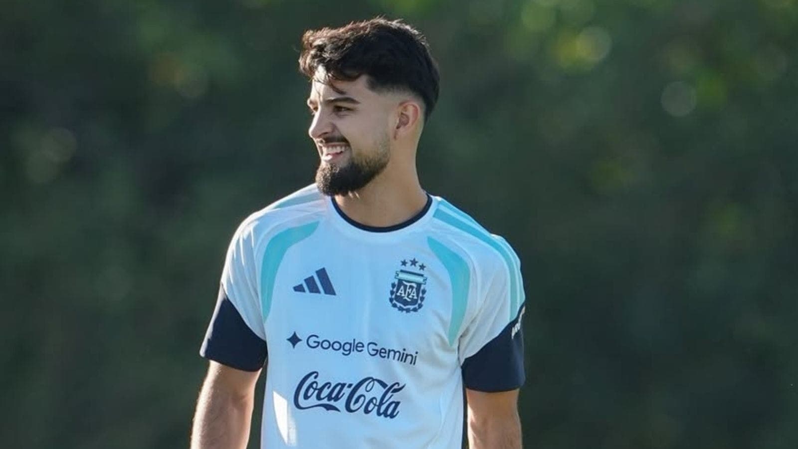 Flaco López durante treino da Argentina
