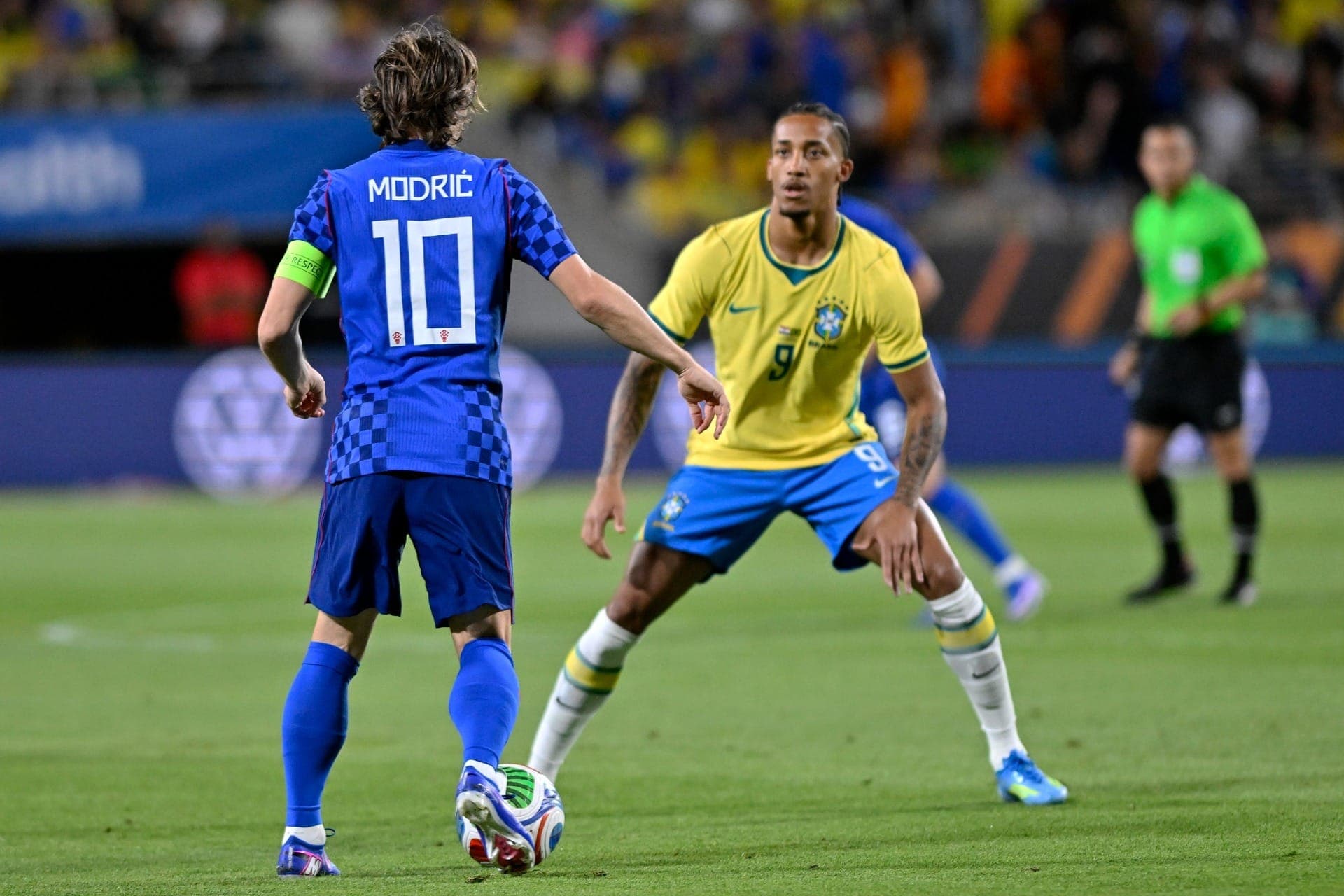 Modric e João Pedro