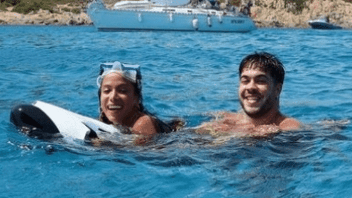 Anitta expõe medo de Alvaro no Domingão