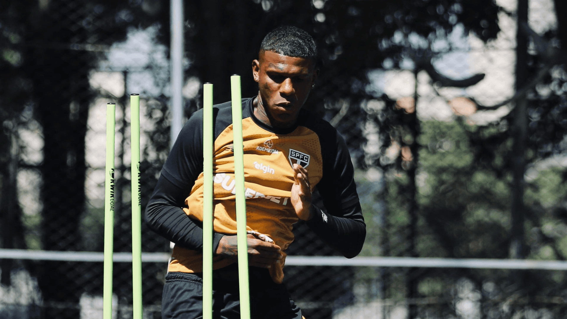 Arboleda, zagueiro do São Paulo