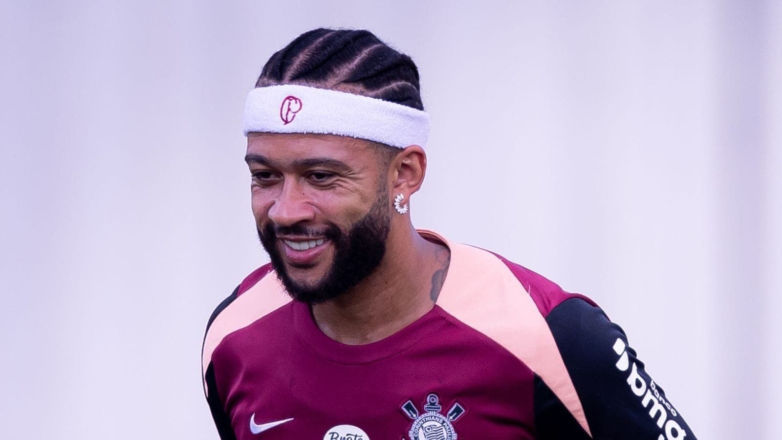 Memphis Depay, atacante do Corinthians