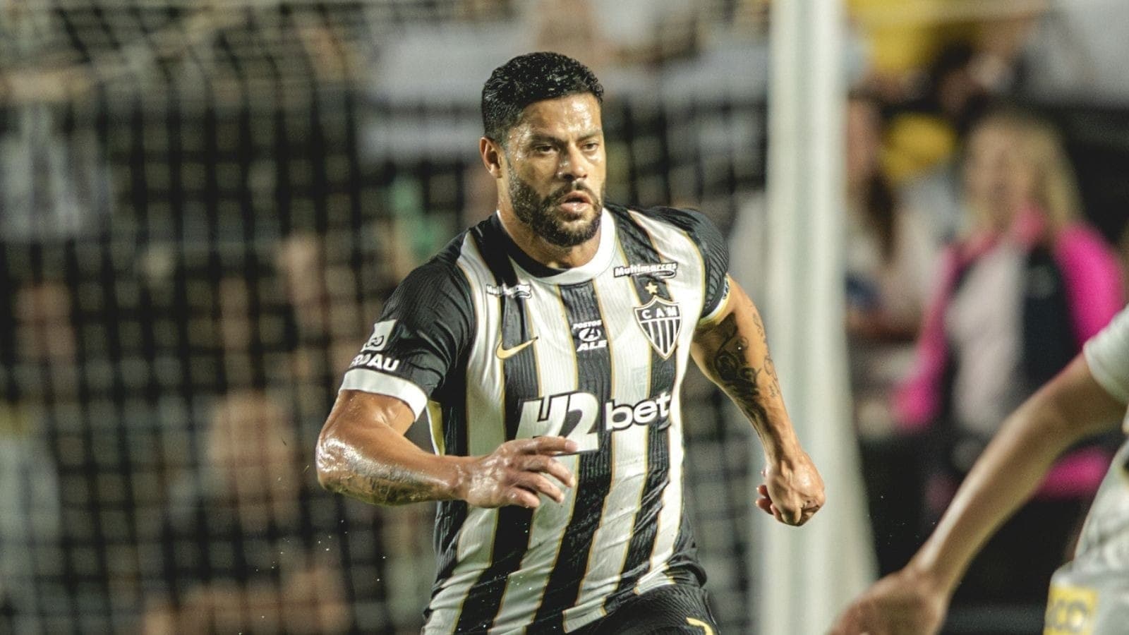 Hulk em Santos 1x0 Atlético-MG