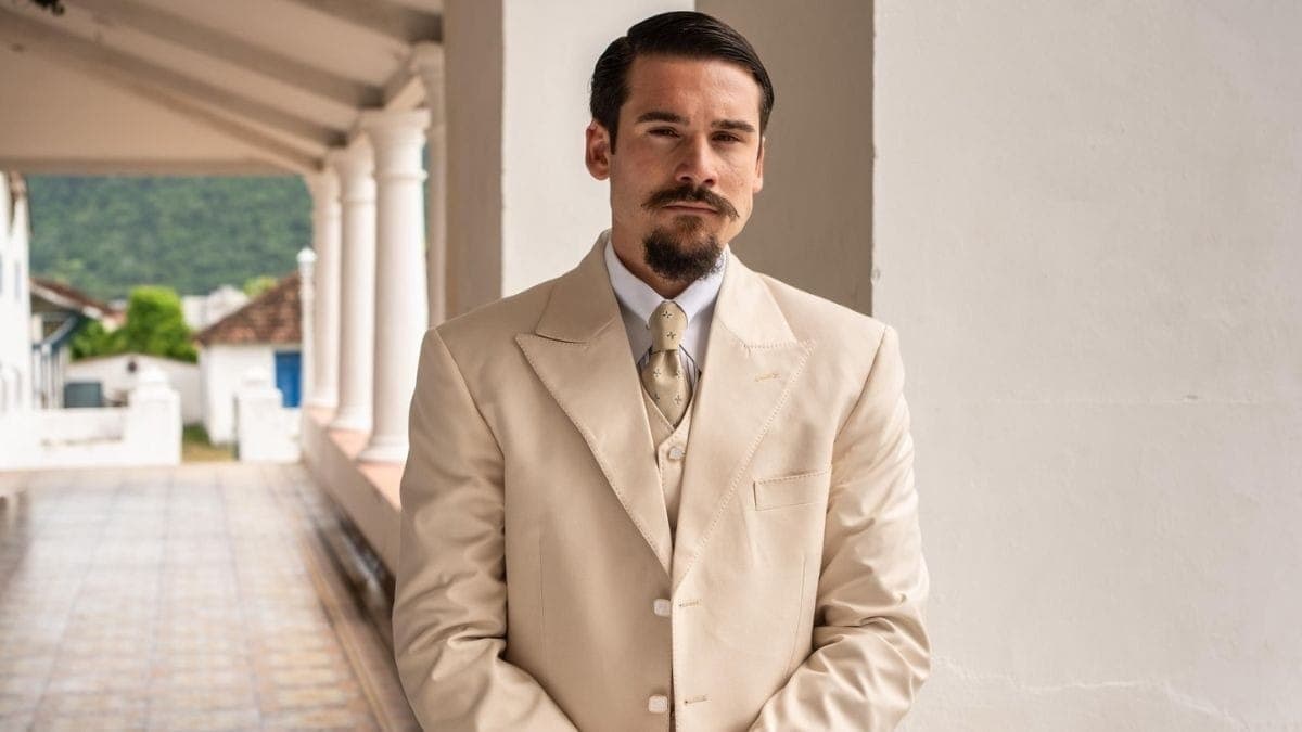 Nicolas Prattes como Mirinho