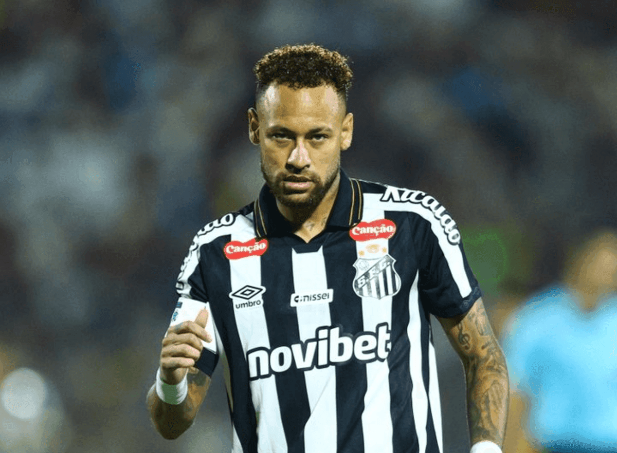 Neymar no jogo contra o Recoleta