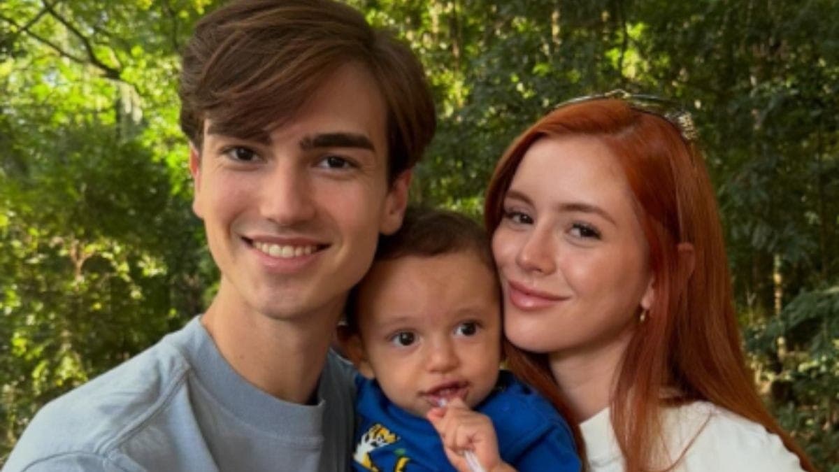 Tio do bebê, bebê e mãe do bebê