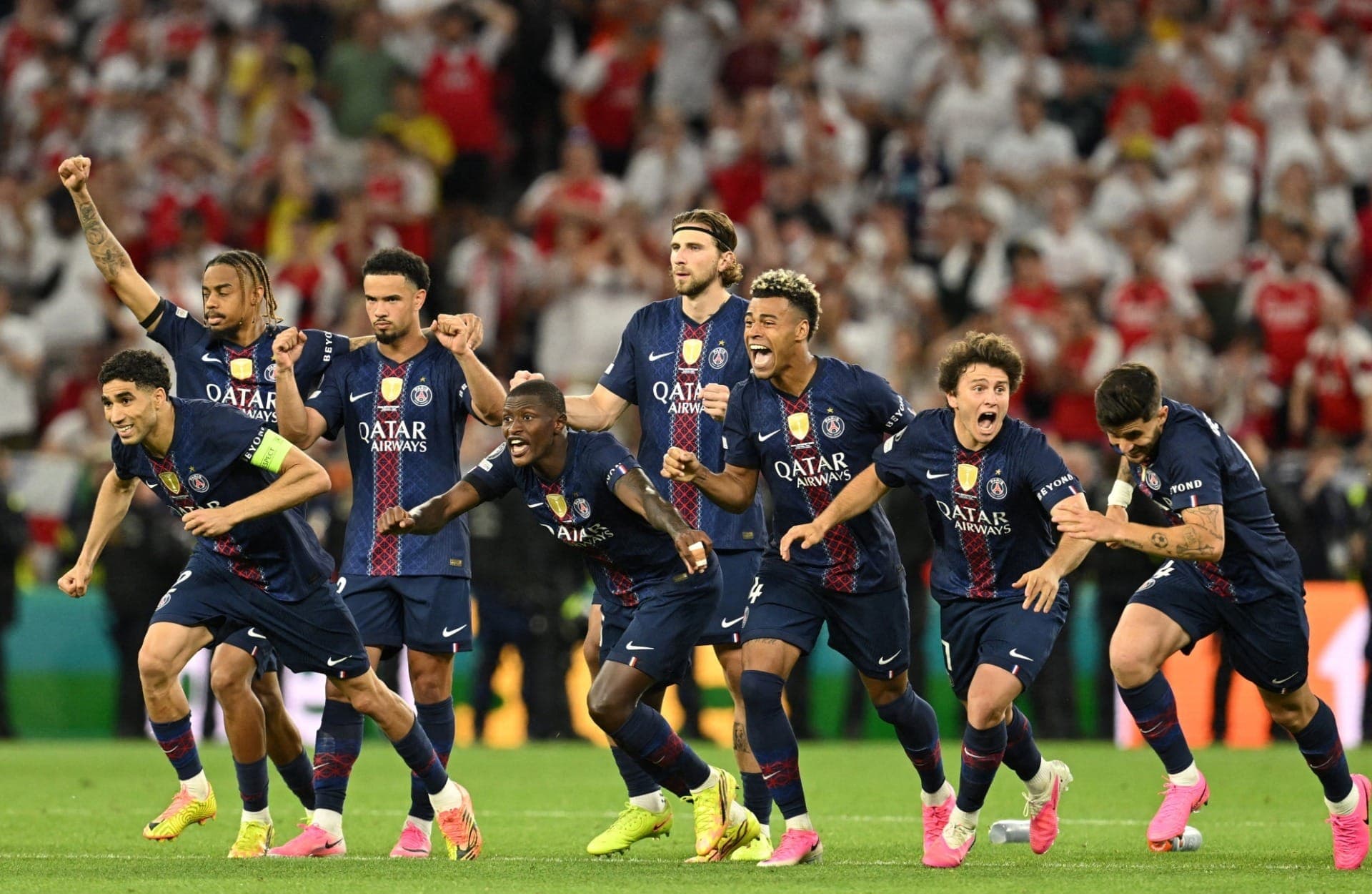 Festa do PSG com vitória na Champions League