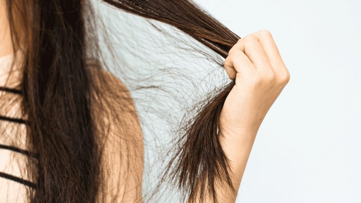Como tirar o frizz do cabelo 