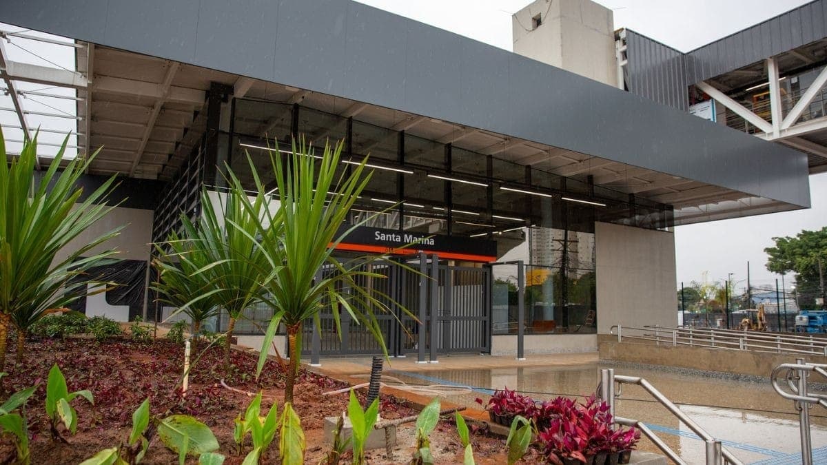 Estação Santa Marina, da Linha 6-Laranja