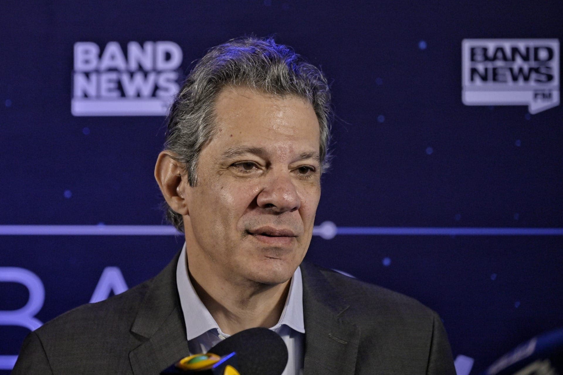 Fernando Haddad chega à Band para debate