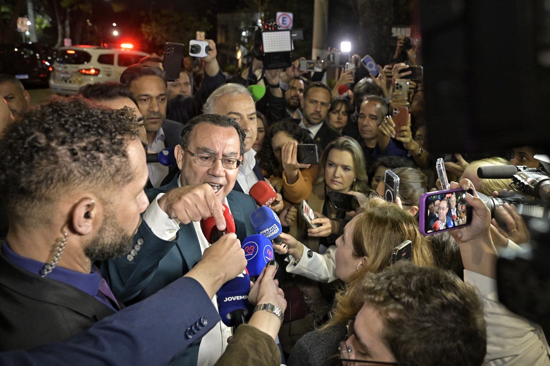 Eleições 2026: Augusto Cury chega para o debate