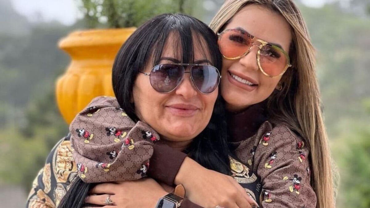 Deolane e a mãe, Solange Bezerra