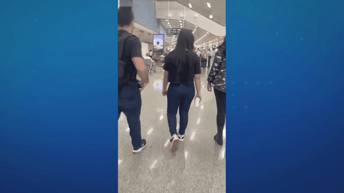 Mulher é presa em aeroporto tentando fugir após aplicar golpe no namorado no RJ