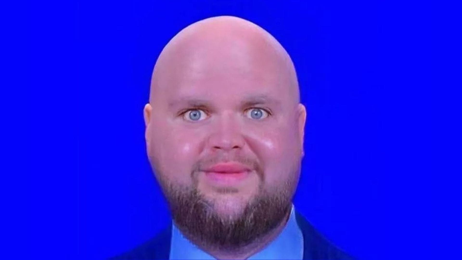 Meme com rosto de J.D Vance estava no celular do jovem