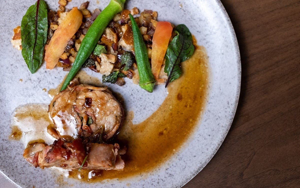 Copa-lombo com farofa de maçã da Gloria do MasterChef 2025