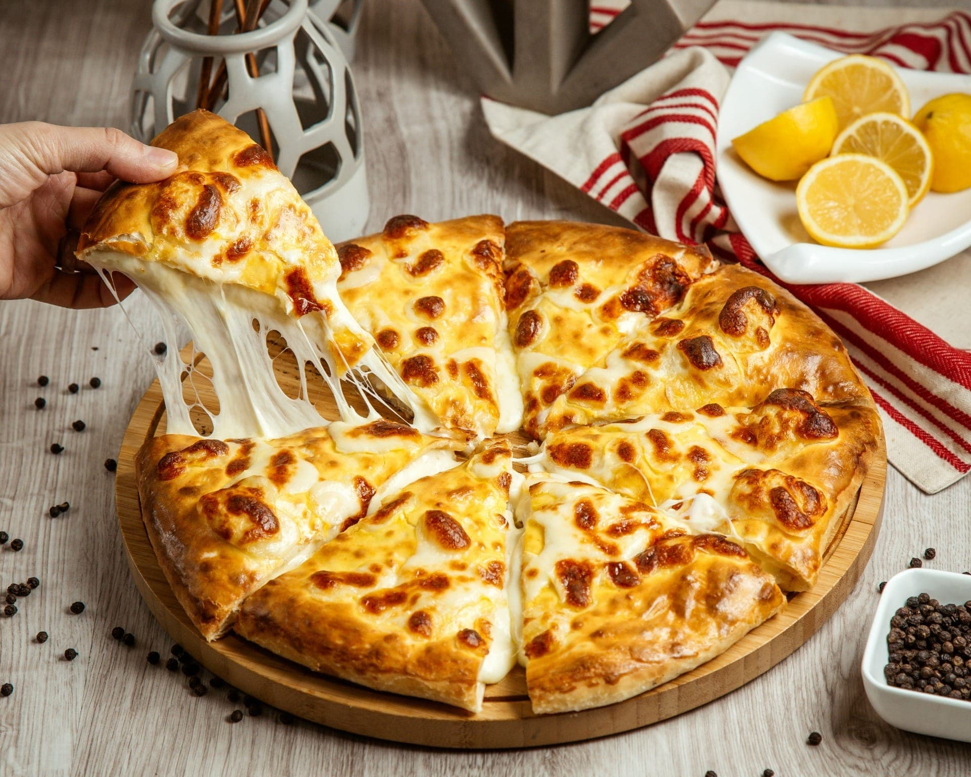Confira opções deliciosas de receitas de pizza para celebrar a data