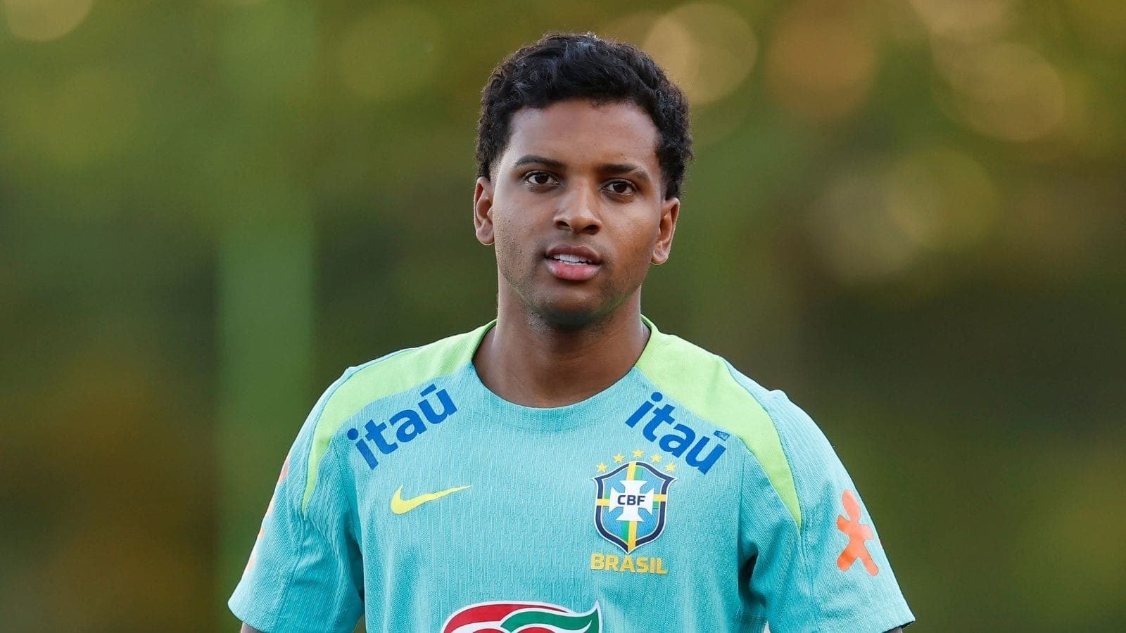 Rodrygo em treino da Seleção Brasileira