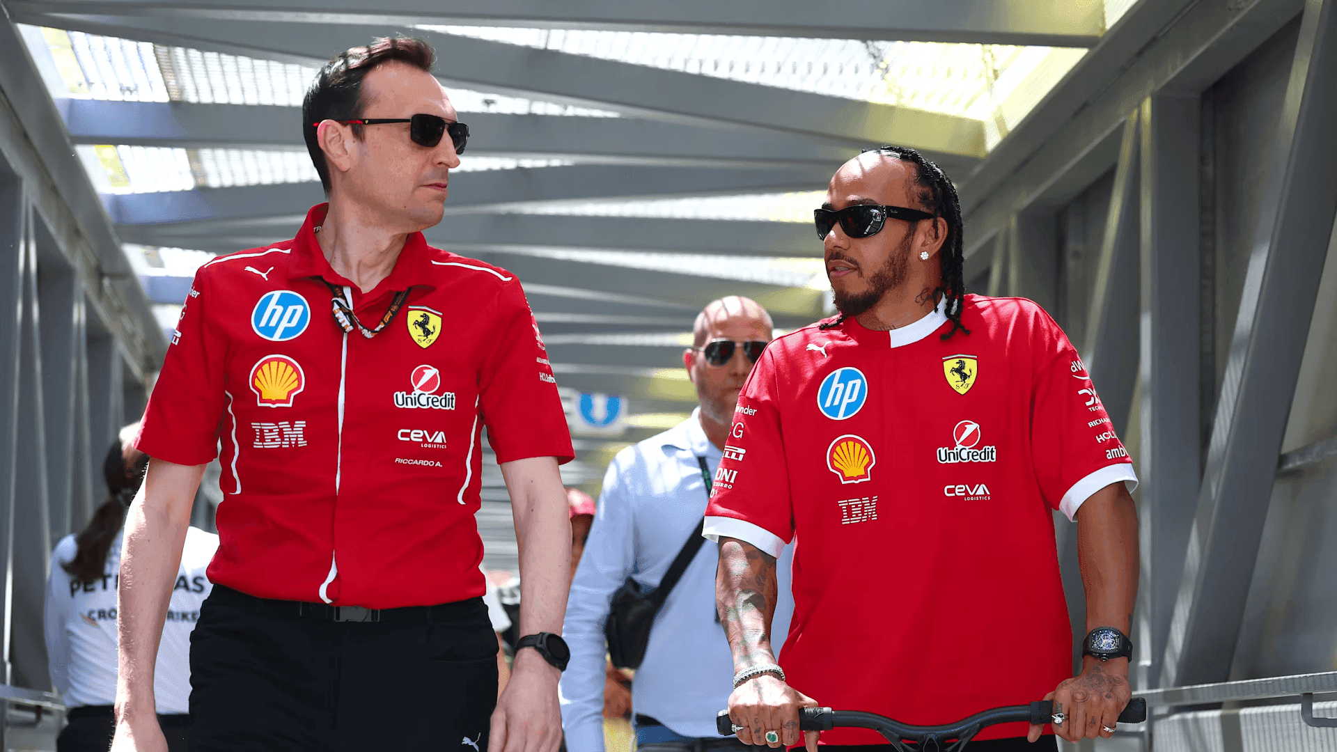 Mesmo após temporada turbulenta, Hamilton deve manter engenheiro na Ferrari