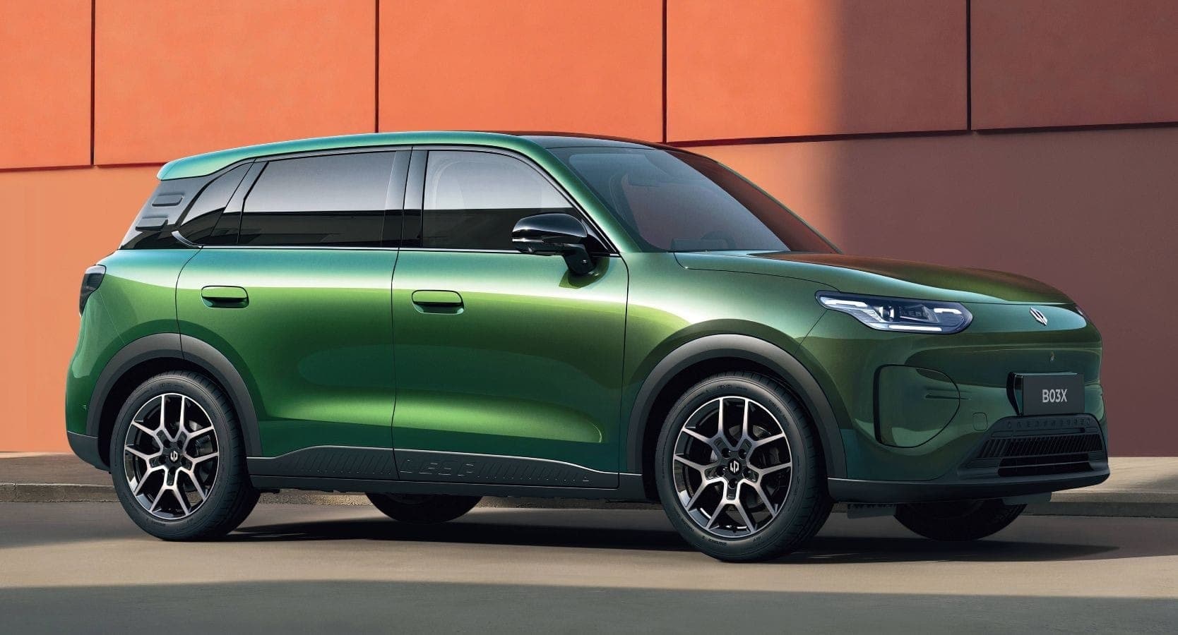 Leapmotor B03X, SUV elétrico compacto, combina design moderno e foco em uso urbano